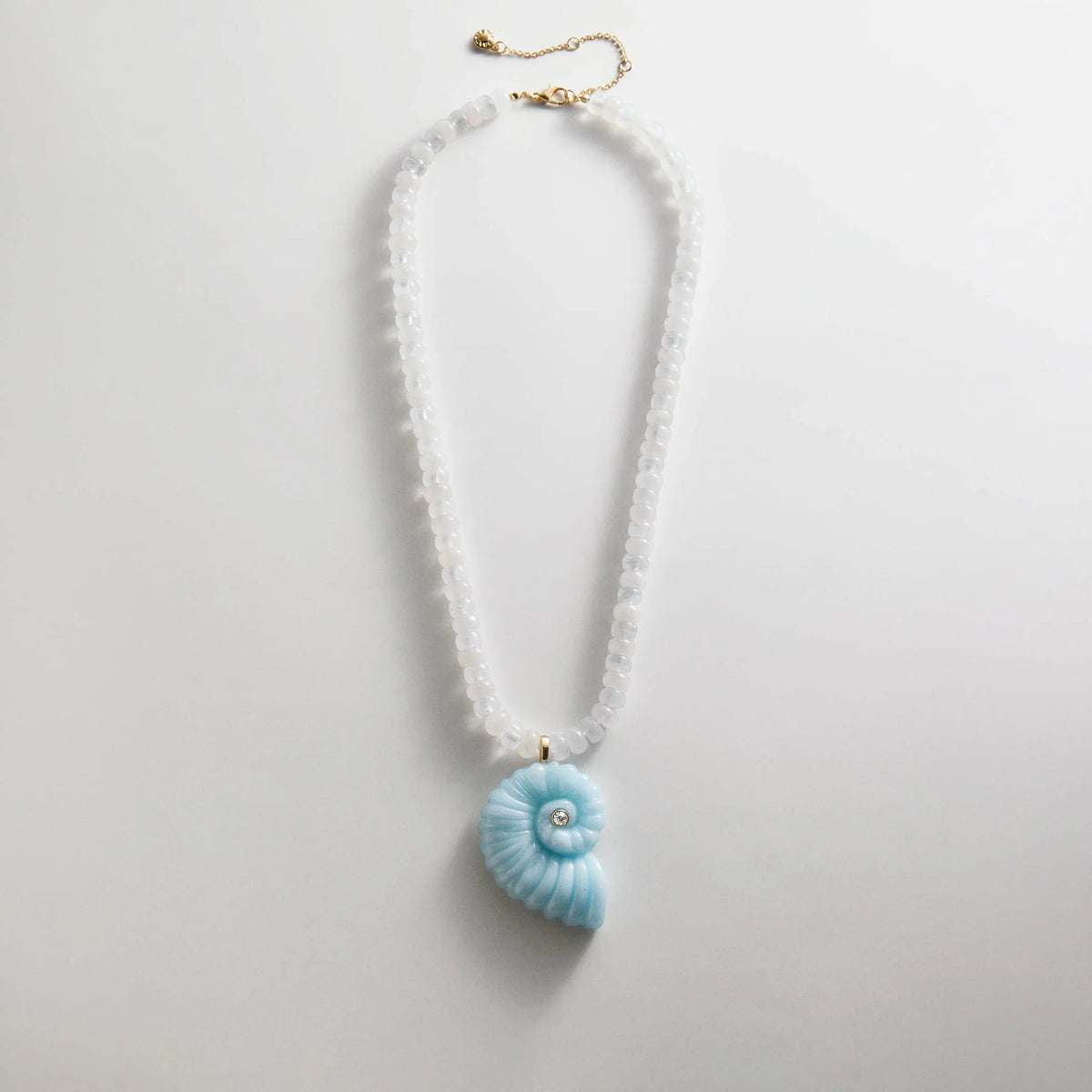 Sun Drift Semi-Precious Pendant Necklace - Spiral Shell
