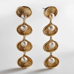 Calypso Seashell Earrings - Gold/Pearl