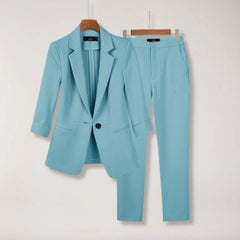 Women’s Tailored Blazer and Trousers – Two-Piece Suit Set for Work and Formal Events